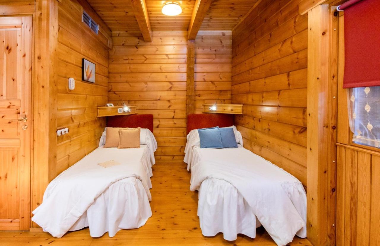 Sant Esteve De Palautordera Hotel Somlom - Eco Friendly Montseny מראה חיצוני תמונה